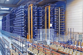 LEs différents types d'entrepôts automatisés répondent à des besoins logistiques spécifiques