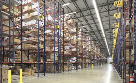 Pallet Racking offers the best solutions for warehouses with palletized products and a wide variety of goods Pallet Racking offers the best solutions for warehouses with palletized products and a wide variety of goods
